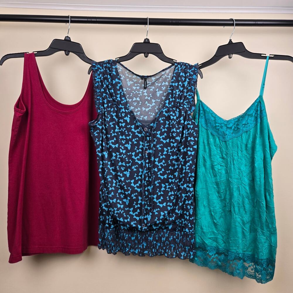 Bundle of 3 Maurices Women’s XL Tops Sleeveless Shirts